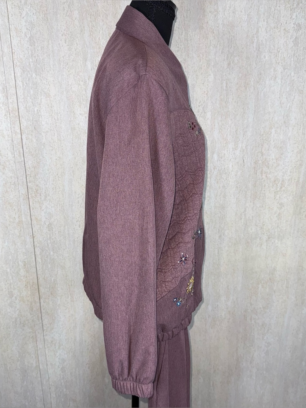 Vintage Floral Embroidered Jacket & Pant Set Purple Cottagecore Grandma Sz 14P - Picture 4 of 8